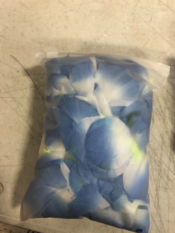 Photo 1 of Blue Hawaiian Leis with Green Leaves    (Blue)
