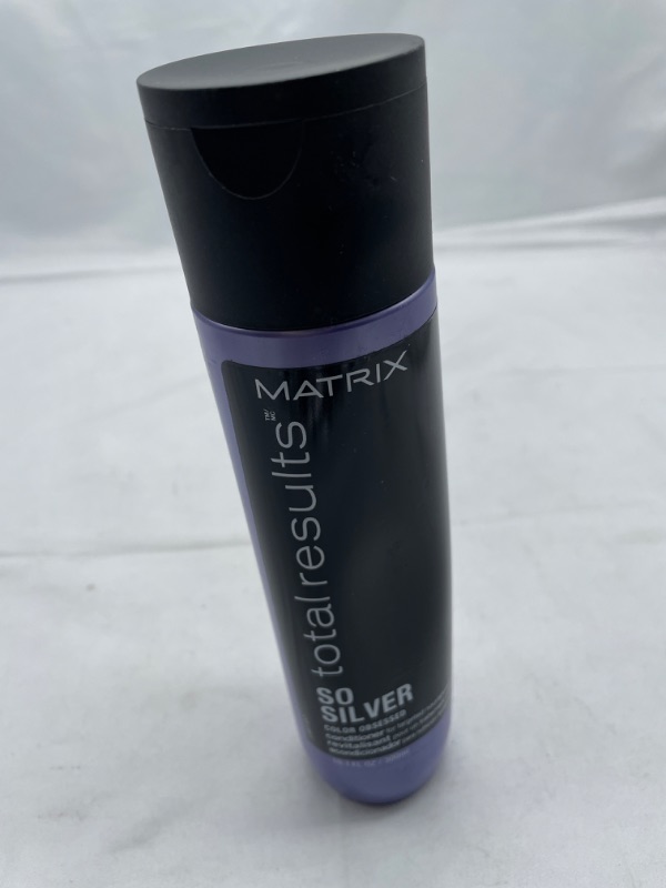Photo 2 of MATRIX Total Results So Silver Conditioner | Hydrates Dull, Blonde & Silver Hair | for Color Treated Hair 10.14 Fl Oz (Pack of 1)