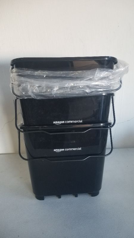 Photo 5 of Dirty-water bucket (3-pack) easily attaches to the outside edge of a mop bucket, keeping dirty water separate from clean water Made of durable PP plastic Freestanding design for added versatility and convenient general-purpose cleaning; sturdy metal handl