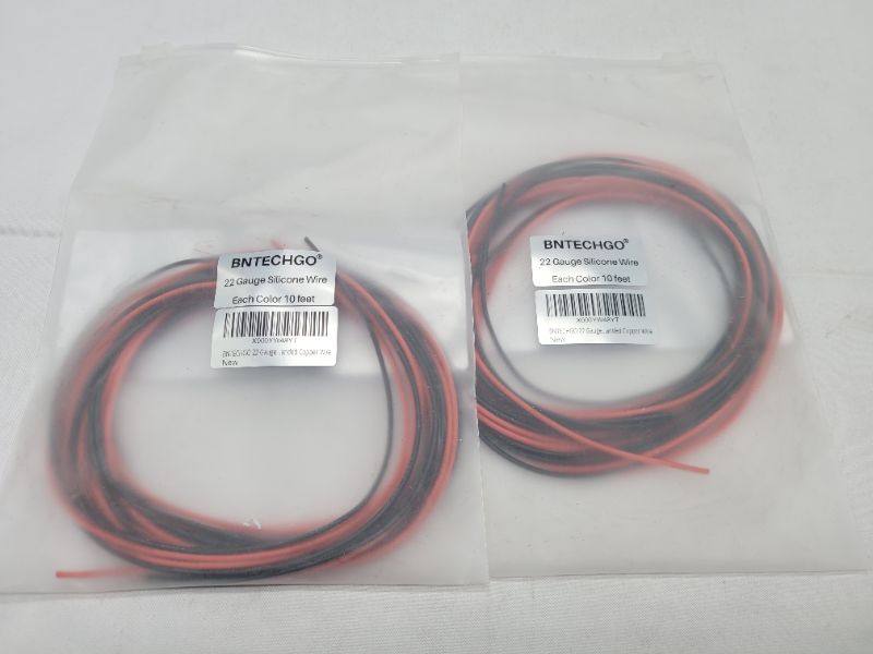 Photo 3 of (2pack) BNTECHGO 22 Gauge Silicone Wire 10 ft red and 10 ft Black Flexible 22 AWG Stranded Copper Wire
