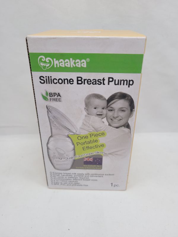 Photo 2 of haakaa Manual Breast Pump for Breastfeeding 4oz/100ml