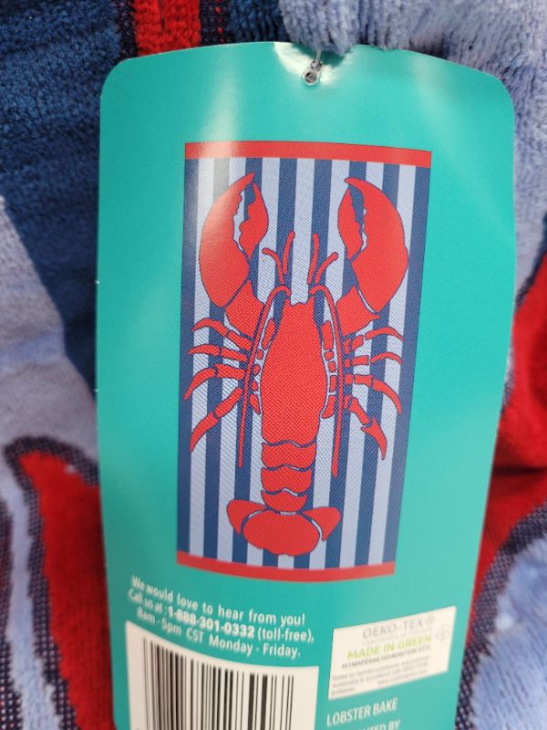 Photo 2 of Member's Mark Adult Beach Towel 40" x 72" (lobster bake 6ft)