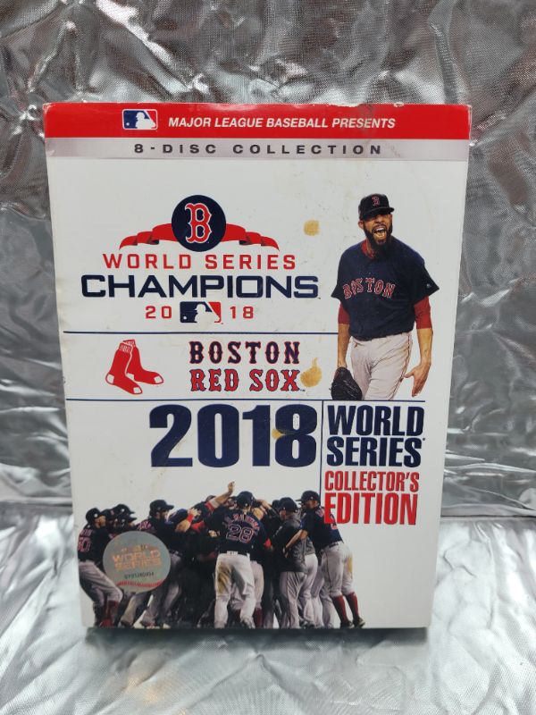 Photo 2 of 2018 World Series Collector's Edition