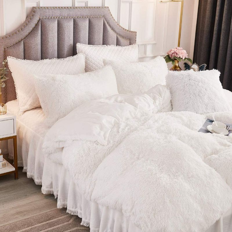 Photo 3 of JAUXIO Luxury Long Faux Fur 2 PCS Bedding Set Shaggy Comforter Duvet Cover with Pillow Sham Ultra Soft Crystal Velvet Reverse (Twin, White)
