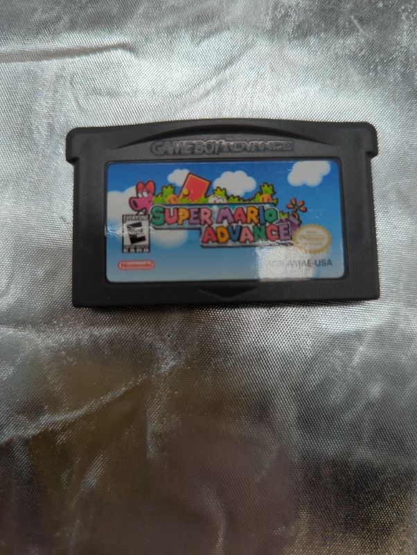 Photo 2 of Super Mario Advance (Renewed) - Game Boy