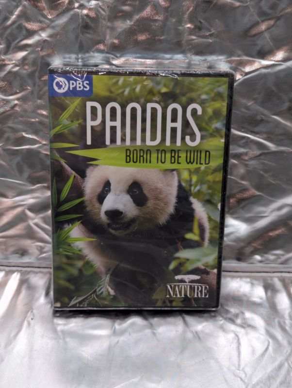 Photo 2 of NATURE: Pandas - Born to Be Wild DVD