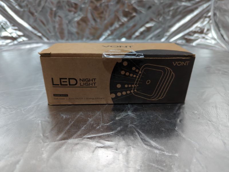 Photo 2 of Vont LED Night Light Plug-in [6 Pack] Smart Dusk to Dawn Sensor