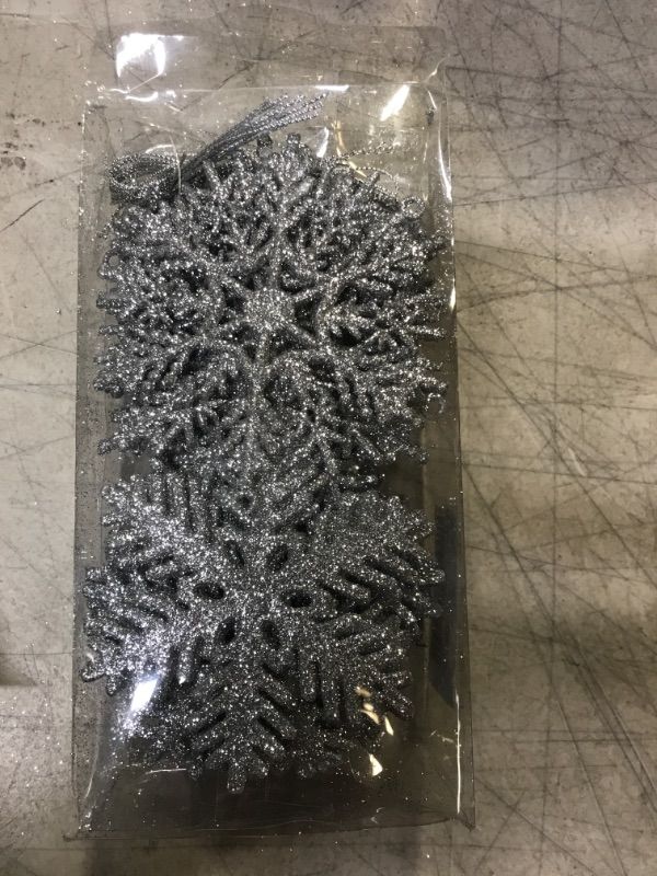 Photo 1 of 36pcs Silver Glitter Snowflake Ornaments, 4 Inch Plastic Snowflake Hanging Decorations Christmas Tree Ornaments for Winter Wonderland Holiday Party