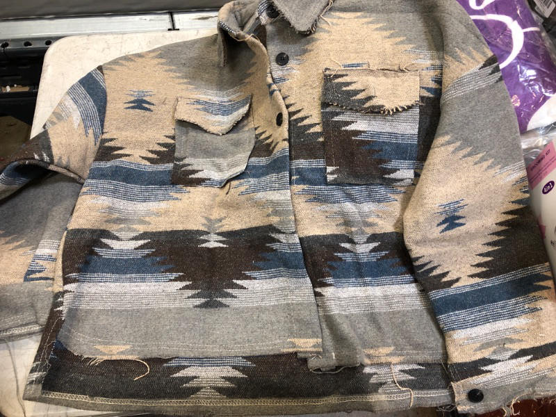 Photo 1 of Arssm Womens Aztec Shacket Long Sleeve Button Down Shirt Jacket Outwear SIZE L
