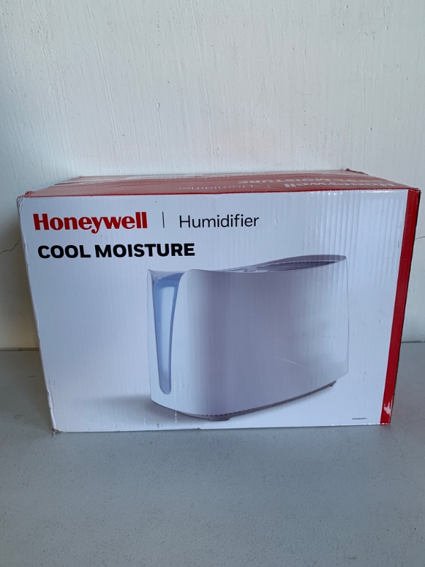 Photo 5 of Honeywell Cool Moisture Humidifier, Medium Room, 1 Gallon Tank, White – Invisible Moisture Humidifier for Baby, Kids, Adult Bedrooms – Quiet and Easy to Clean with UV Technology for Everyday Comfort
