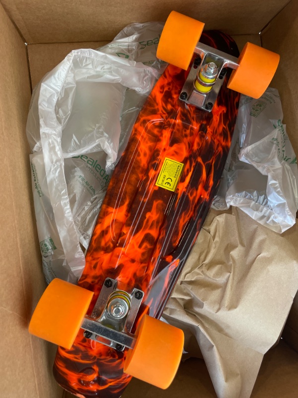 Photo 4 of Meketec Skateboards Complete 22 Inch Mini Cruiser Retro Skateboard for Kids Boys Youths Beginners
