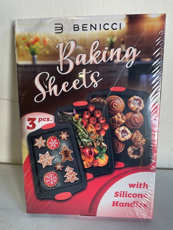 Photo 4 of Premium Non-Stick Baking Sheets Set of 3 - Deluxe BPA Free, Easy to Clean Racks w/ Silicone Handles - Bakeware Pans for Cooking Baking Roasting - Lets You Bake The Perfect Cookie or Pastry Every Time
