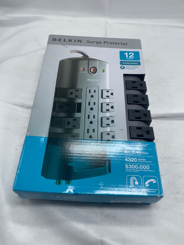 Photo 2 of Belkin 12-Outlet Prof. 4320 Joules SurgeMaster