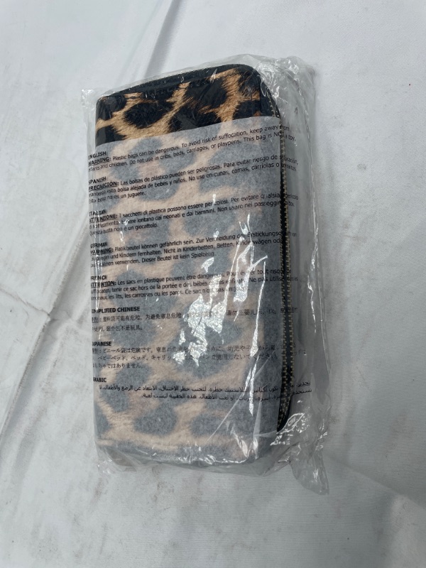 Photo 6 of Nabegum Leopard Wallet for Women Cheetah Cow Print Double Zipper Pocket Cute Ladies Purse Large Capacity
