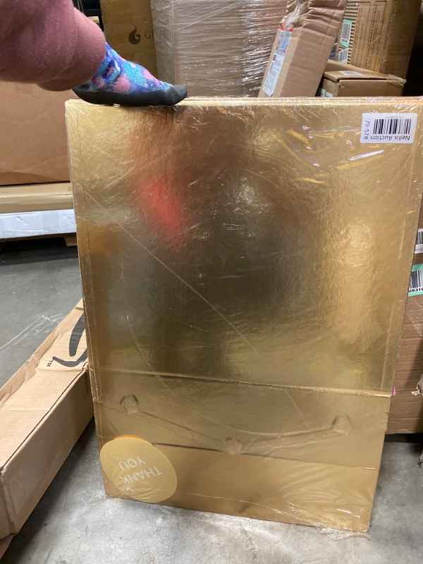 Photo 1 of HAPPY POTATO Extra Large Gift Boxes with Lids,Gold Gift Boxes for Clothes and Large Gifts (Glossy Gold with Grain Texture, Pack of 3) NEW