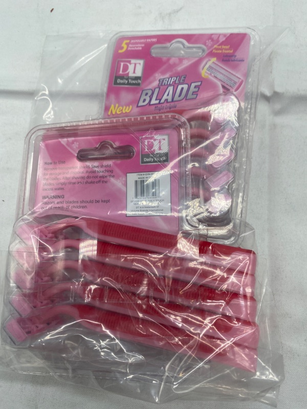 Photo 1 of DT Triple Blade Disposable Razors for Women 2 packs or 5 (10) Pink