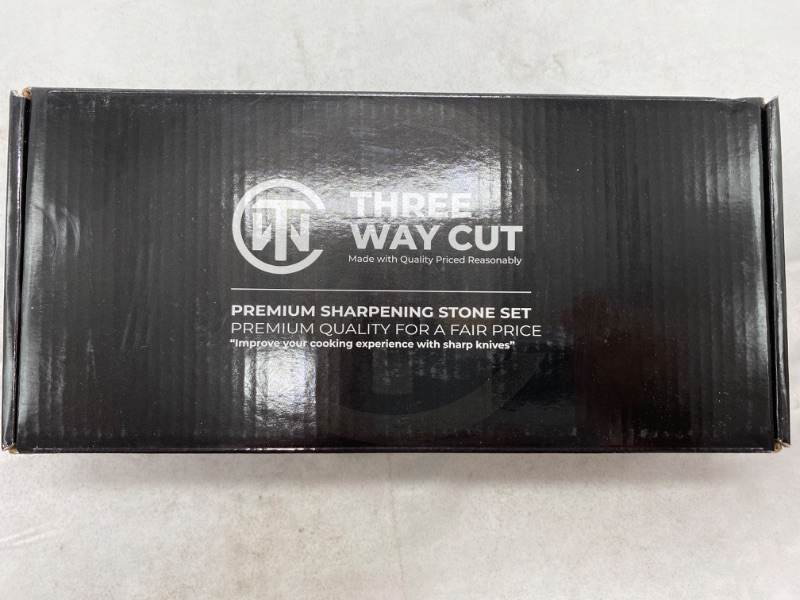 Photo 3 of Knife Sharpening Stone Set Whetstone Kit 4 Grit 400/1000 3000/8000 Sharpening and Honing Waterstone Wet Stone Sharpener for Chefs Kitchen Knives Anti-slip Bamboo Base and Flattening Stone NEW