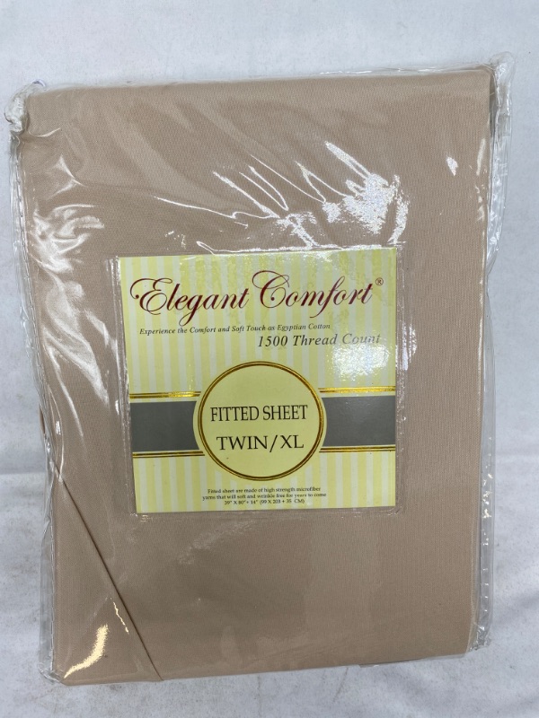 Photo 2 of Premium Hotel Quality 1-Piece Fitted Sheet, Luxury & Softest 1500 Thread Count Egyptian Quality Bedding Fitted Sheet Deep Pocket up to 16 inch, Wrinkle and Fade Resistant, Twin/Twin XL, Cream Twin/Twin XL Cream Fitted Sheet NEW