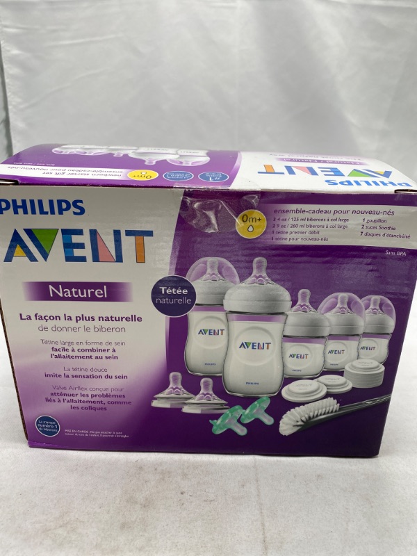 Photo 2 of Philips Avent Natural Baby Bottle Newborn Starter Gift Set, SCD206/03 NEW