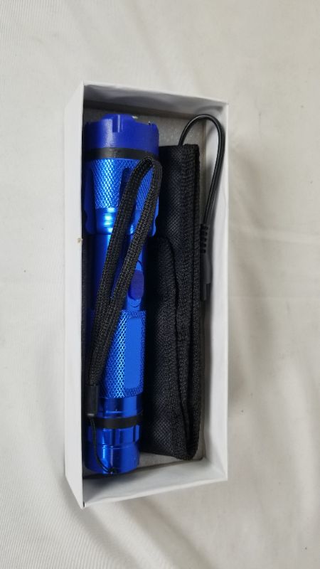 Photo 2 of Thunder Blast Self Defense Stun Gun Led Flashlight