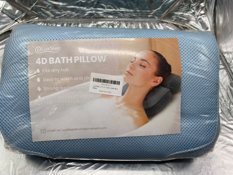 Photo 2 of Bath Pillow for Bathtub Support Neck,Head and Back with Non-Slip Suction Cups and Comfortabl 4D AirenMesh Bathtub Pillow for Women & Men (BLUE) NEW