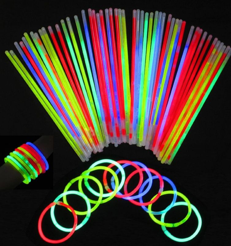 Photo 1 of Vivii Glowsticks, 100 Light up Toys Glow Stick Bracelets Mixed Colors Party Favors Supplies (Tube of 100) NEW