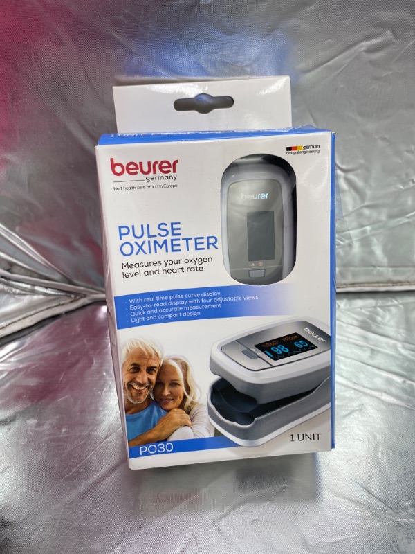 Photo 2 of Beurer PO30 Digital Fingertip Pulse Oximeter Blood Oxygen Saturation and Pulse Rate Monitor NEW 