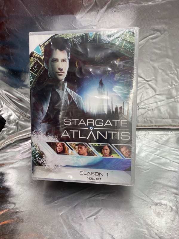 Photo 2 of Stargate Atlantis: The Complete Series NEW