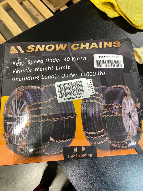 Photo 3 of EASE2U E NEWEST SNOW CHAIN 6 PCS 