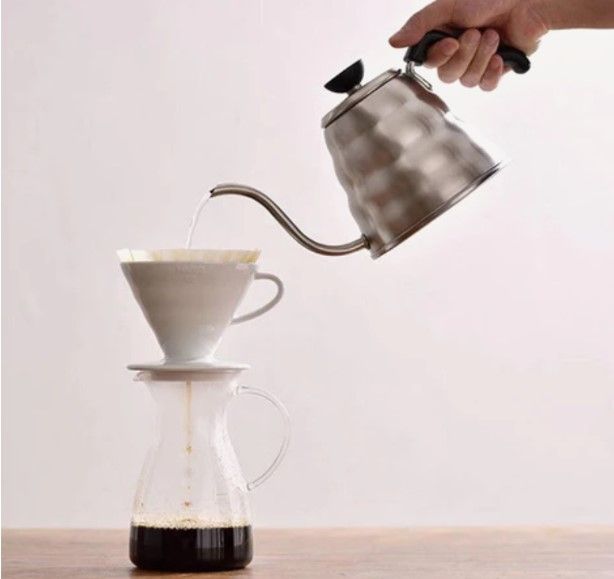 Photo 1 of Hario V60 Ceramic Coffee Dripper 1~4 Cups White