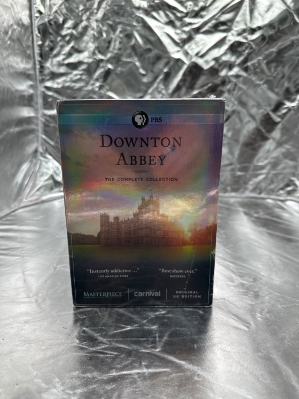 Photo 3 of Downton Abbey: The Complete Collection 22 Disc Set + Bonsu Discs Season 1-6