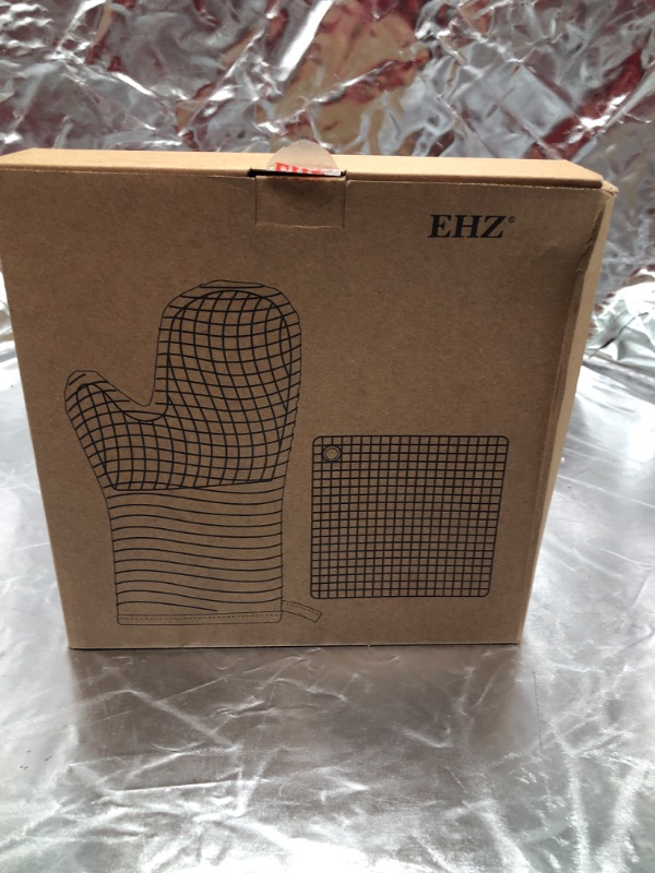 Photo 2 of EHZ Silicone Glove & Pot Mat Set Non Slip Oven Mitt Heat Resistant Pot Holder Flexible Kitchen Mitt for Cooking, Baking, Set of 2 (Aqua)