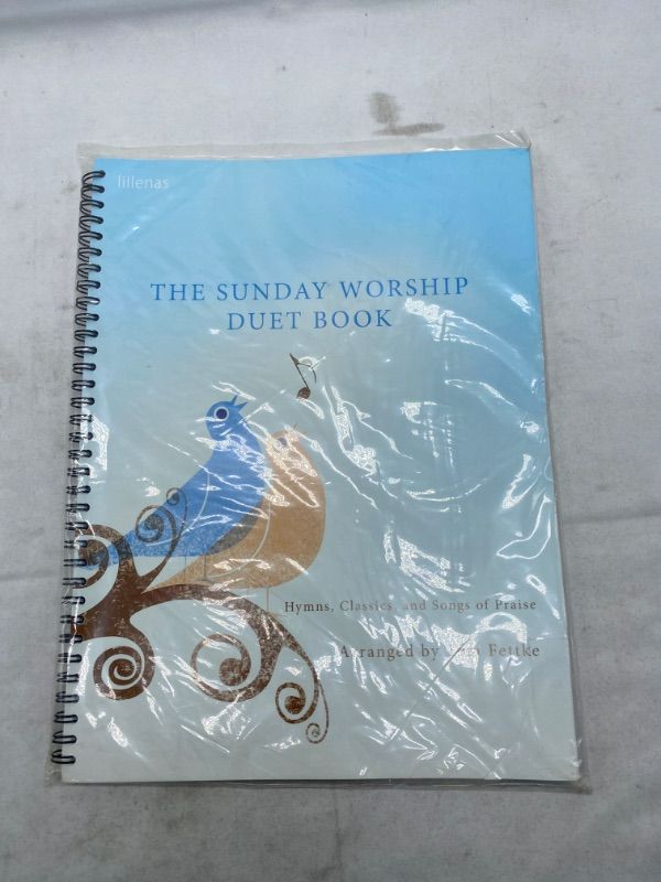 Photo 2 of The Sunday Worship Duet Book: Hymns, Classics, and Songs of Praise NEW