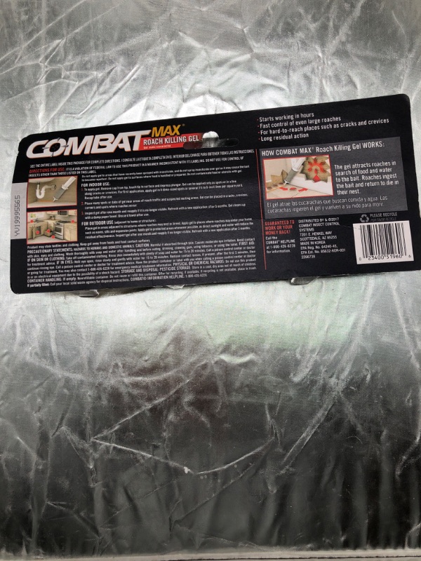 Photo 3 of Combat Max Roach Killing Gel for Indoor and Outdoor Use, 1 Syringe, 2.1 Ounce (Pack of 1)
