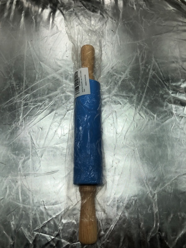 Photo 2 of NASNAIOLL Silicone Rolling Pin Non Stick Surface Wooden Handle 1.97X15.15 (Blue) Blue 1.97X15.15