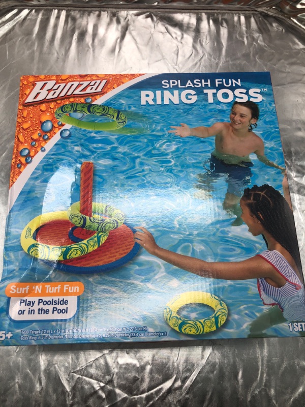Photo 1 of Banzai Splash Fun Ring Toss ( 1 Toss Target and 4 Toss Rings ) Poolside or In Pool Fun 
Ages 5+