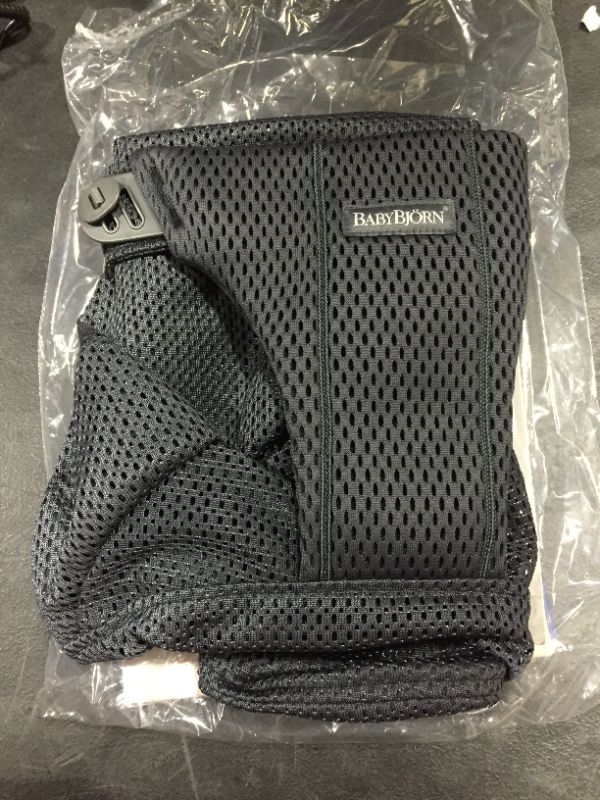 Photo 2 of BabyBjörn Fabric Seat for Bouncer - Anthracite, Mesh, Anthracite
