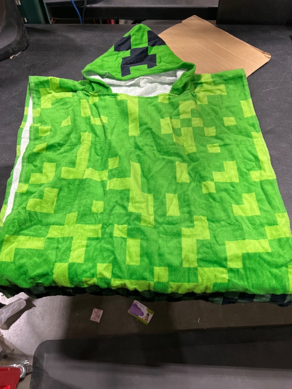 Photo 1 of Minecraft Creeper Kids Bath/Pool/Beach Hooded Poncho - Super Soft & Absorbent Cotton Towel, Measures 28 x 28 Inches (Official Minecraft Product)
