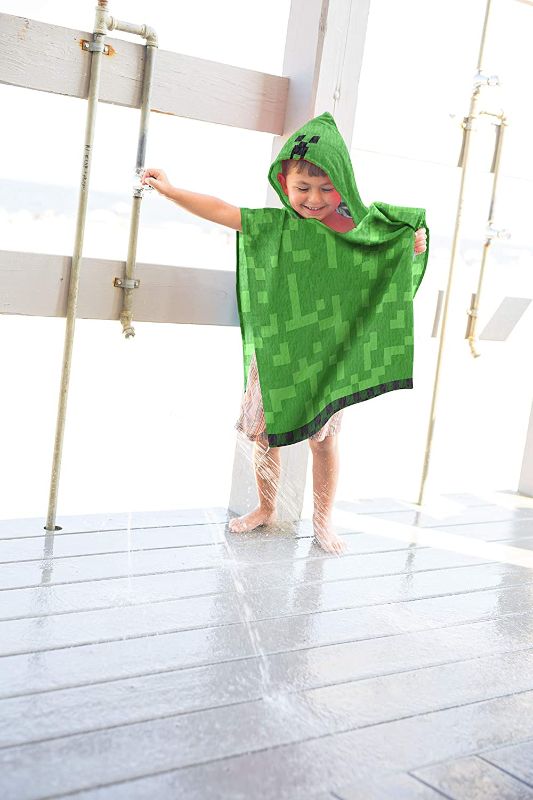 Photo 1 of Minecraft Creeper Kids Bath/Pool/Beach Hooded Poncho - Super Soft & Absorbent Cotton Towel, Measures 28 x 28 Inches (Official Minecraft Product)
