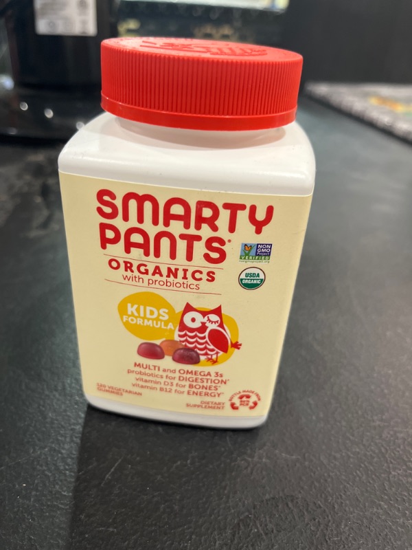 Photo 2 of  EXPIRES 09/29/22 SmartyPants Kids Formula Daily Gummy Multivitamin: Vitamin C, D3, and Zinc for Immunity, Gluten Free, Omega 3 Fish Oil (DHA/EPA), Vitamin B6, B12, 120 Count (30 Day Supply)
