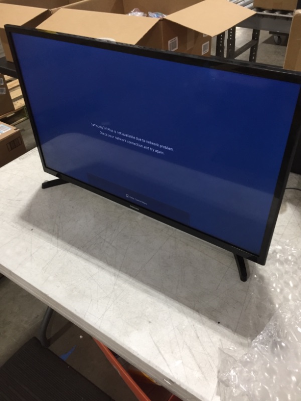 Photo 3 of SAMSUNG 32-inch Class LED Smart FHD TV 1080P (UN32N5300AFXZA, 2018 Model)
