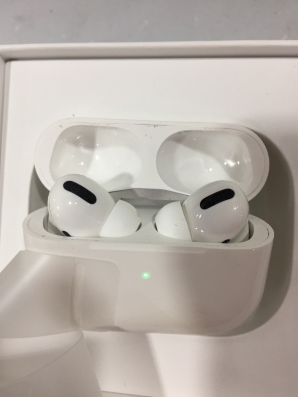 Photo 5 of Apple - AirPods Pro (with Magsafe Charging Case) - White
