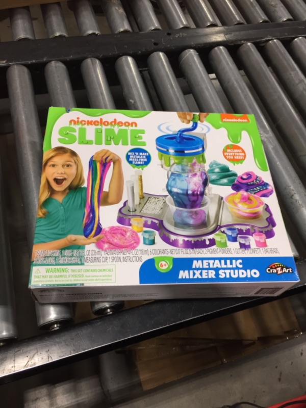 Photo 2 of Cra-Z-Art Nickelodeon Slime Metallic Mixer Studio