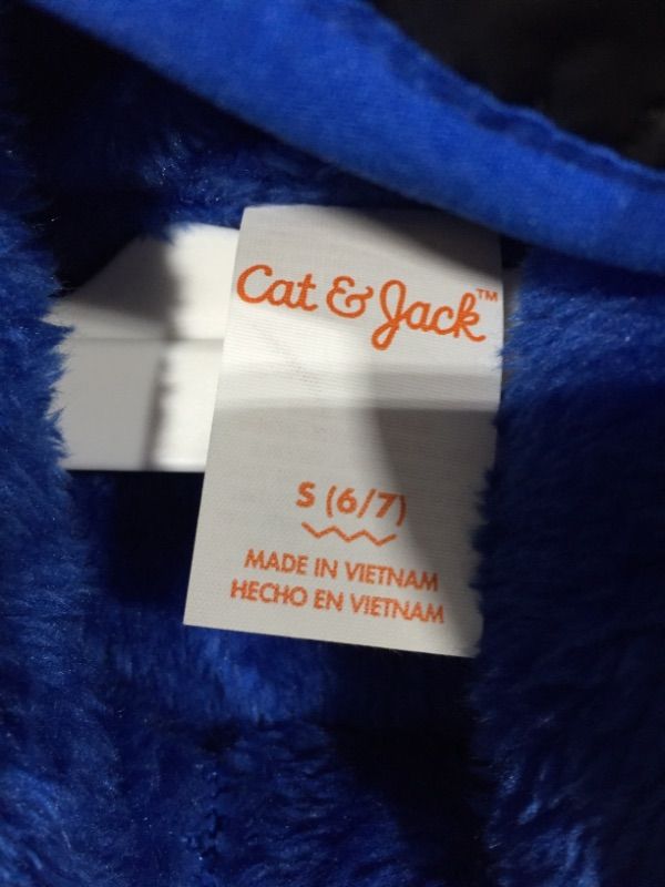 Photo 1 of Boy' Reverible Puffer Jacket - Cat & Jack small 6/7