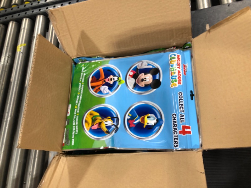 Photo 3 of 10 pack of Disney Junior Mickey Surprise Play Pack Grab & Go
