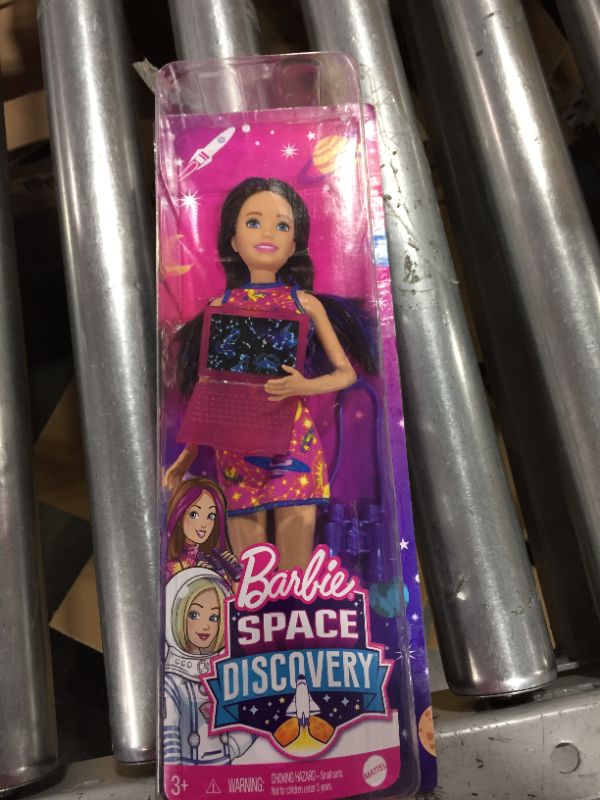 Photo 2 of Barbie Space Discovery Skipper Doll & Accessories

