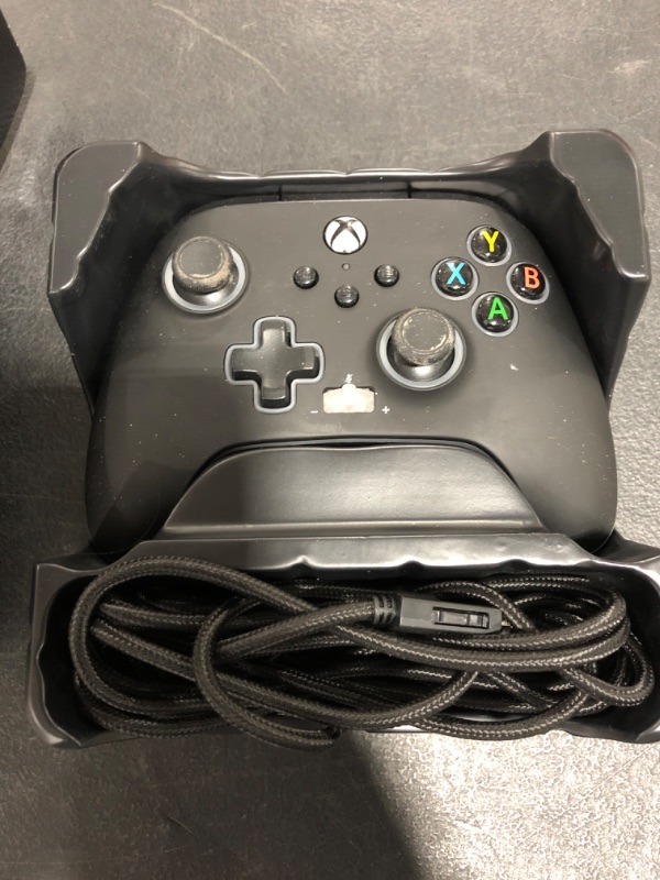 Photo 5 of PowerA Spectra Infinity Enhanced Wired Controller for Xbox Series X|S, Gamepad, Wired Video Game Controller, Gaming Controller, Xbox One, Officially Licensed - Xbox Series X. PRIOR USE.
