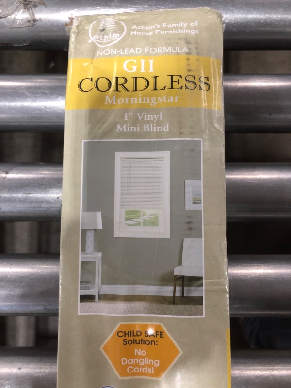 Photo 3 of Achim Home Furnishings Cordless GII Morningstar 1" Light Filtering Mini Blind 52x64 - White
NEW IN BOX.