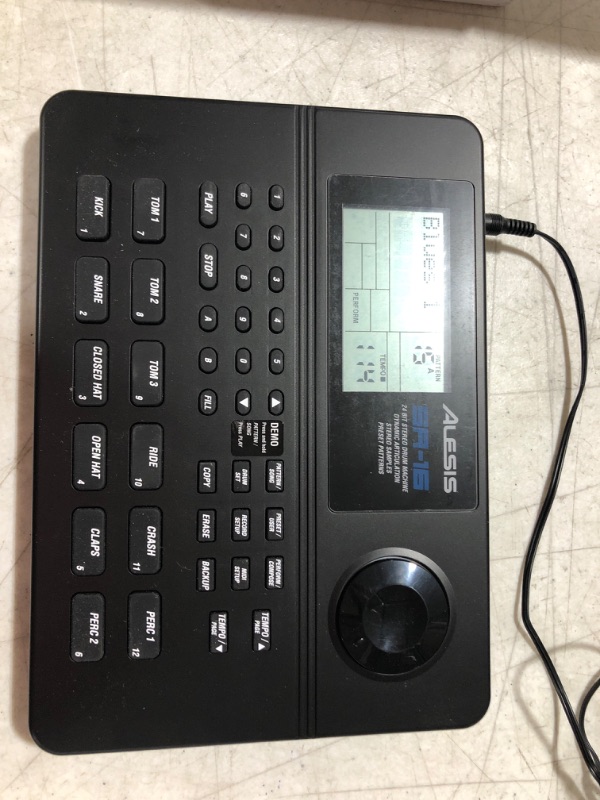 Photo 3 of Alesis SR-16 | Studio-Grade Standalone Drum Machine With On-Board Sound Li-brary, Performance Driven I/O and In-Built Effects 100 patterns
