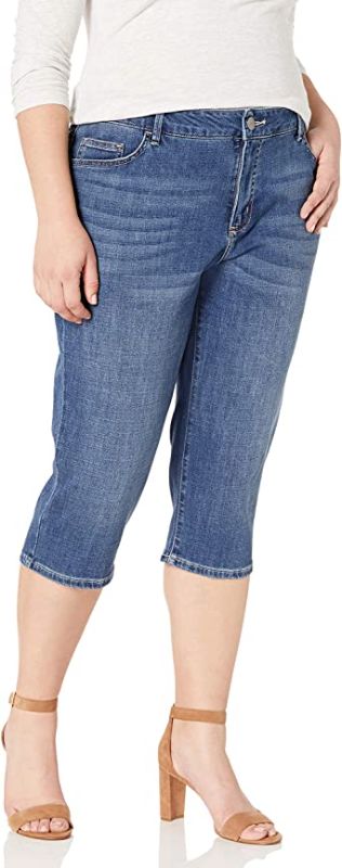 Photo 1 of Riders by Lee Indigo Women's Plus Size Soft Denim Capri
SIZE 24W 